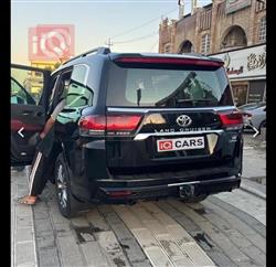 تويوتا لاندكروزر